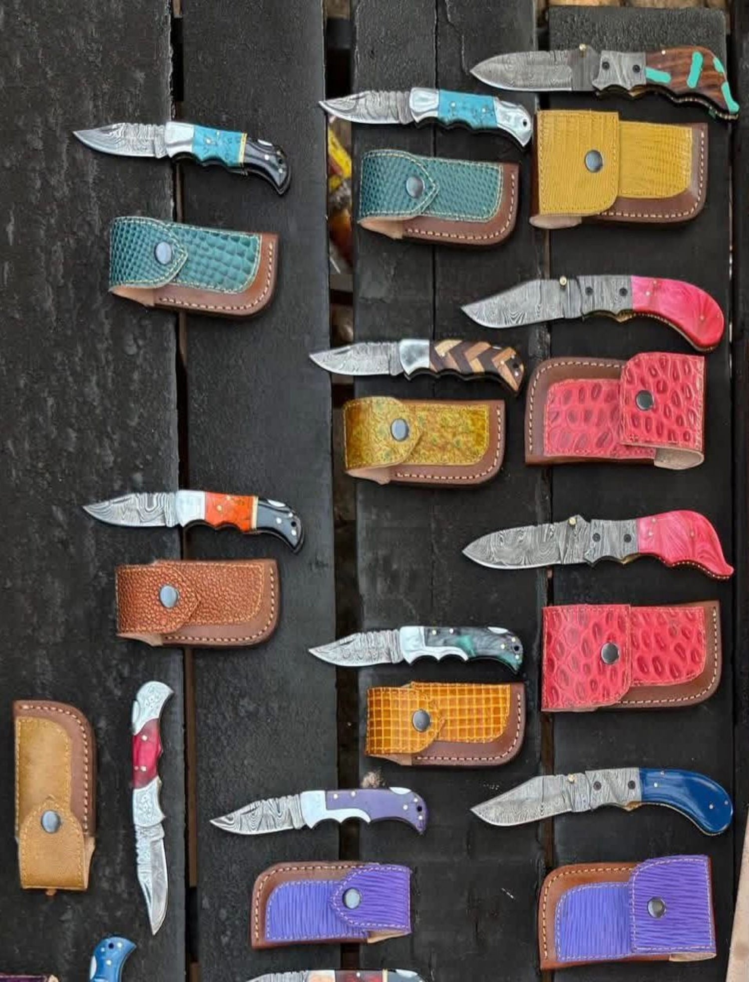 Folding & Pocket Knives