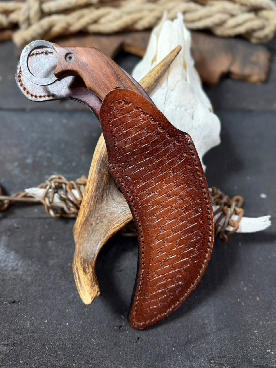 Hand-Forged Damascus Karambit Knife | Rose Wood Handle & Custom Leather Sheath