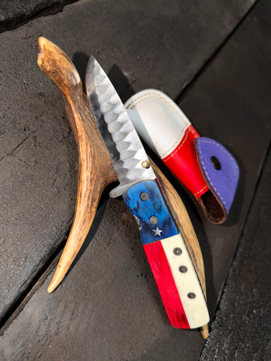 Handmade Texas Flag Folding Pocket Knife with Leather Sheath | Custom EDC Pocket Knife | Hammered Steel Blade | Compact Hunting & Camping Knife Gift for Men